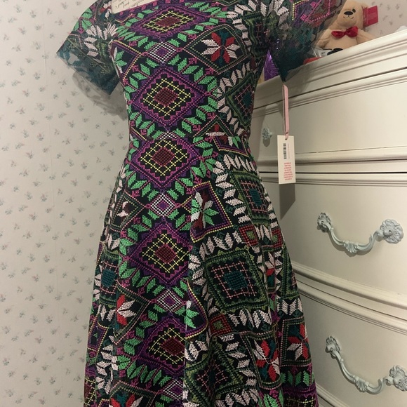 Alex Marie Multicolor Geometric Midi Dress - Picture 8 of 11
